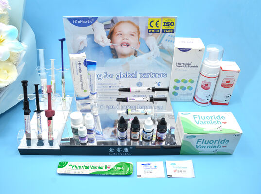Resina Fluida Bis-GMA Fotopolimerizável de Baixa Viscosidade | Um Material Restaurador Odontológico