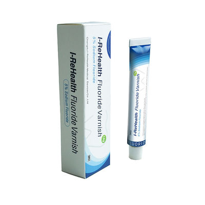 O fluoreto dental pegajoso NAF natural do verniz da resina 5% impede a deterioração de dente